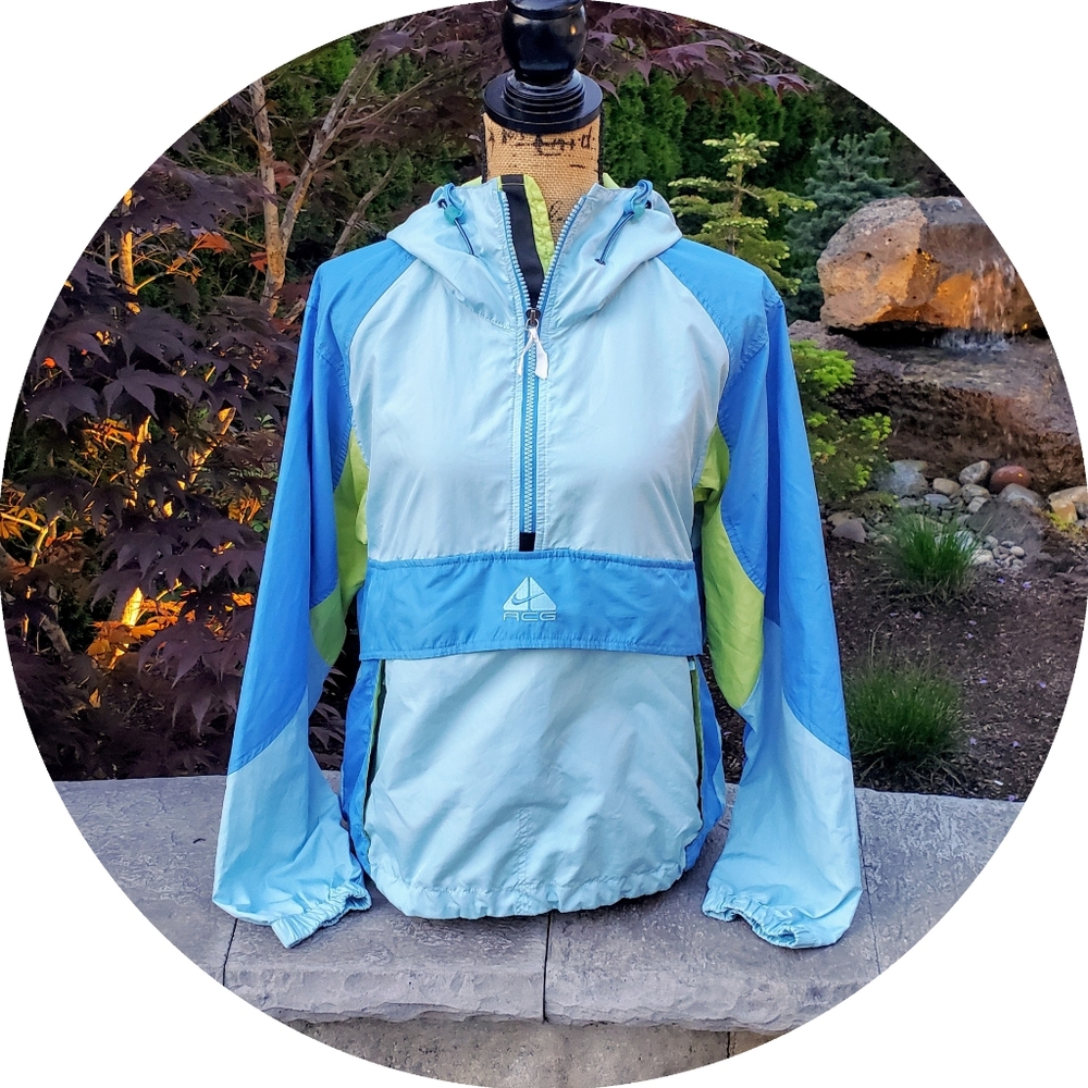 Vintage 90s Nike ACG Windbreaker